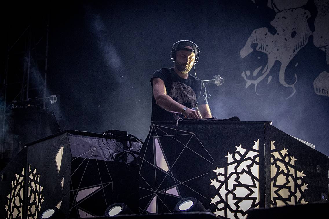 Na Brutal Assault se plavalo nad hlavami a pařilo v kotli. Ukázali se Lorna Shore, Jinjer, Cannibal Corpse nebo Dark Funeral