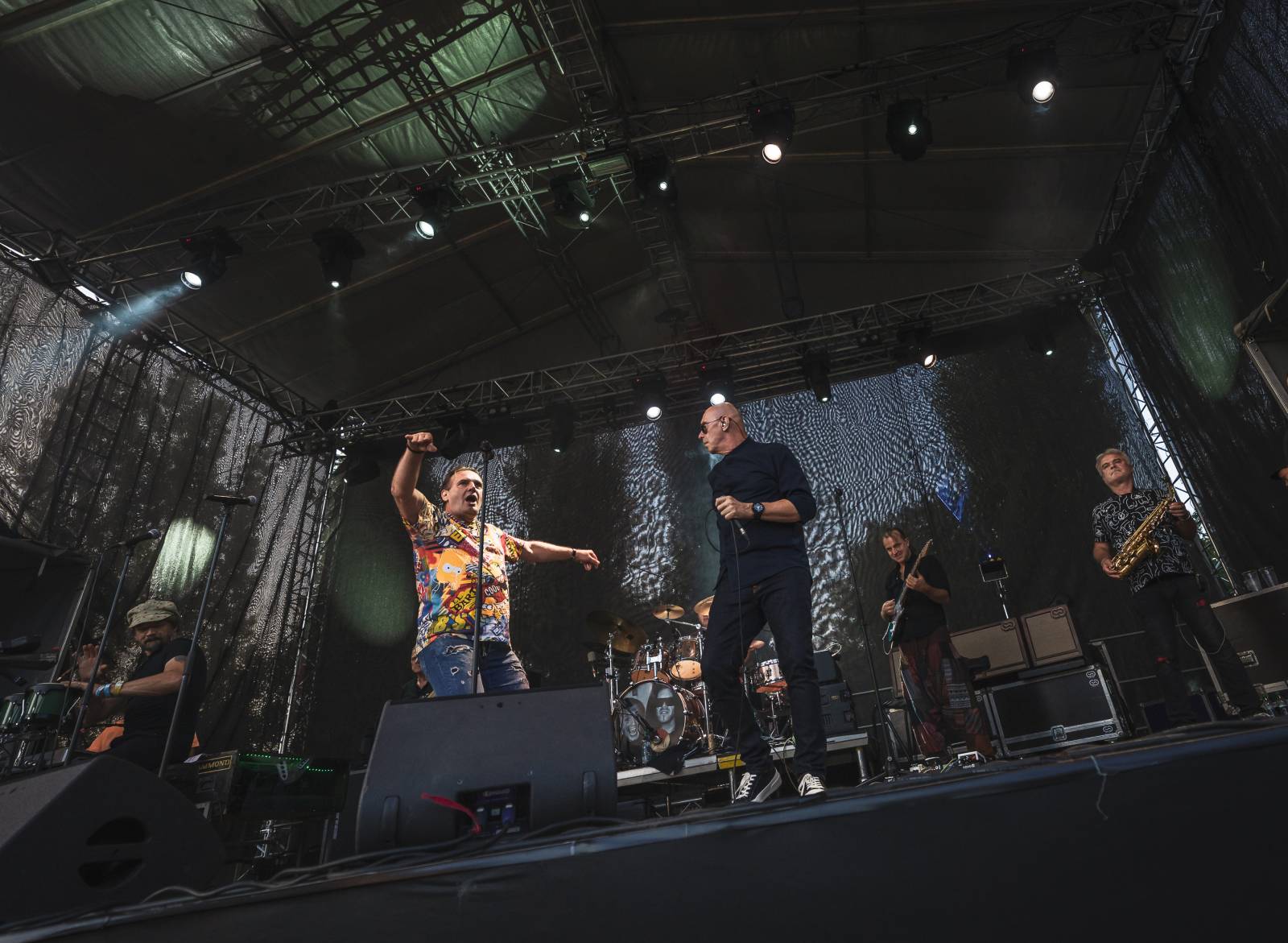 Ledárnami Braník zněly písně J.A.R., tančilo se celý večer