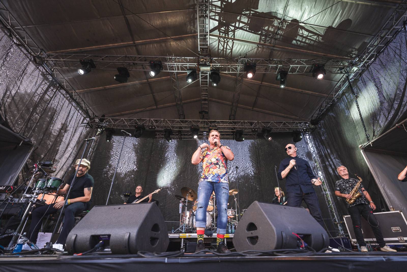 Ledárnami Braník zněly písně J.A.R., tančilo se celý večer