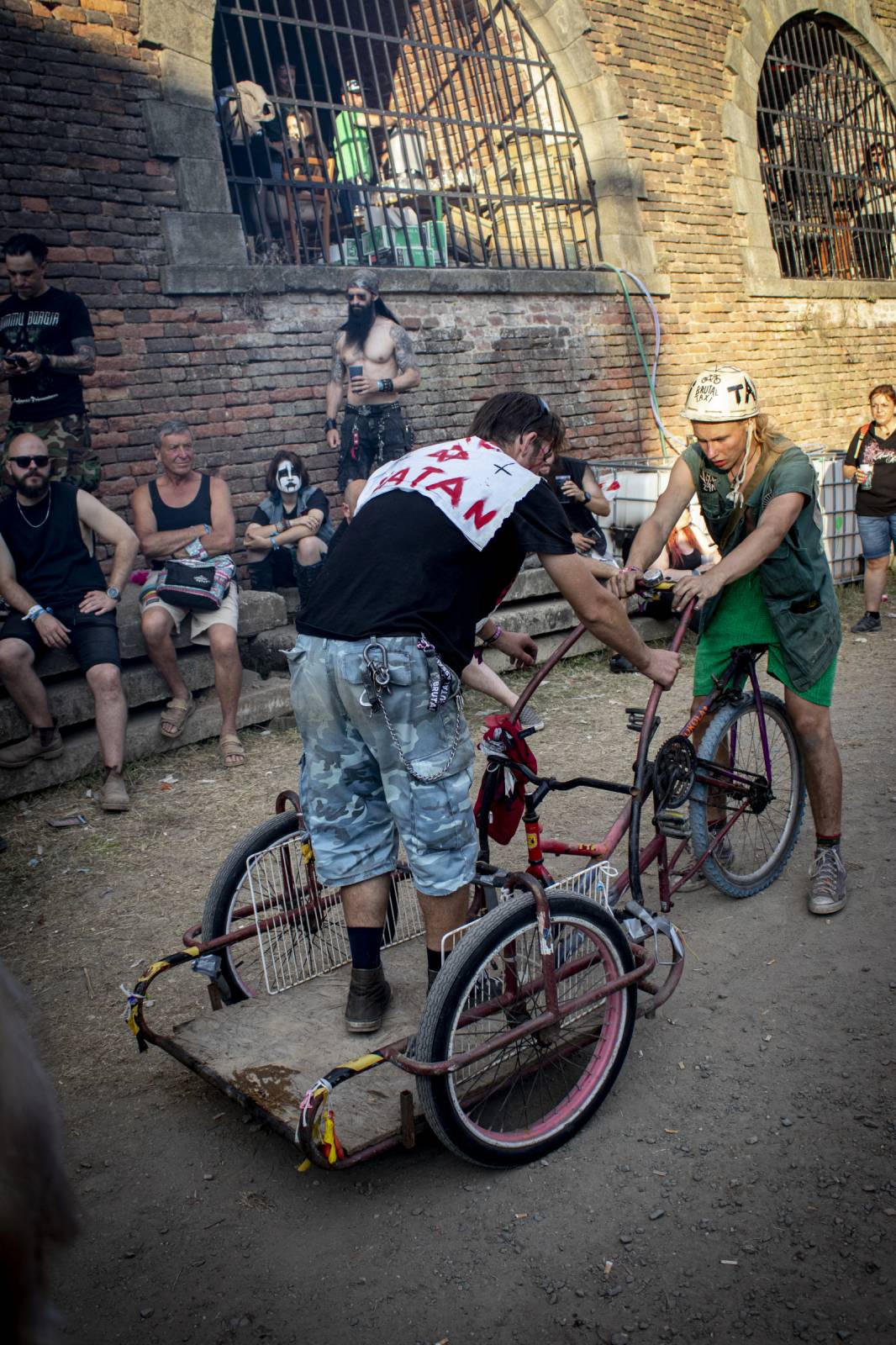 Pevností Josefov otřásá Brutal Assault. Mercyful Fate zahráli poprvé po 23 letech pauzy, přijeli i Asphyx či čeští Godless Truth