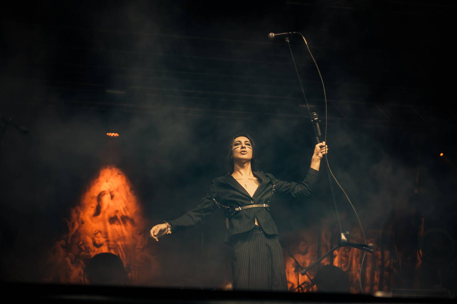 Palaye Royale vystoupili v Praze, fanouškům házeli růže a zahráli své nejdepresivnější písničky