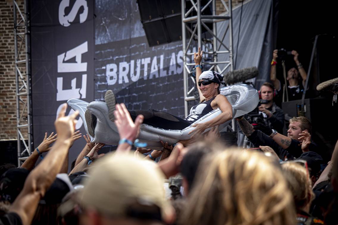 Brutal Assault je za námi. Pořádnou dávku ironie přivezla Insania a pravý blackmetal Mayhem