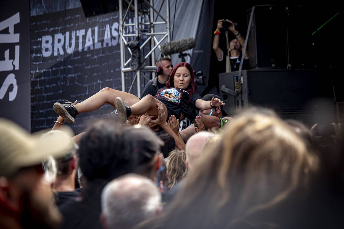 Brutal Assault je za námi. Pořádnou dávku ironie přivezla Insania a pravý blackmetal Mayhem