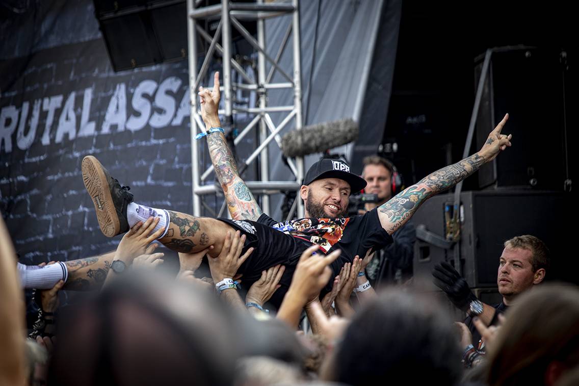 Brutal Assault je za námi. Pořádnou dávku ironie přivezla Insania a pravý blackmetal Mayhem