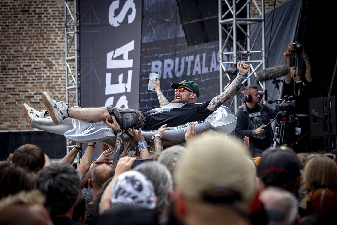 Brutal Assault je za námi. Pořádnou dávku ironie přivezla Insania a pravý blackmetal Mayhem