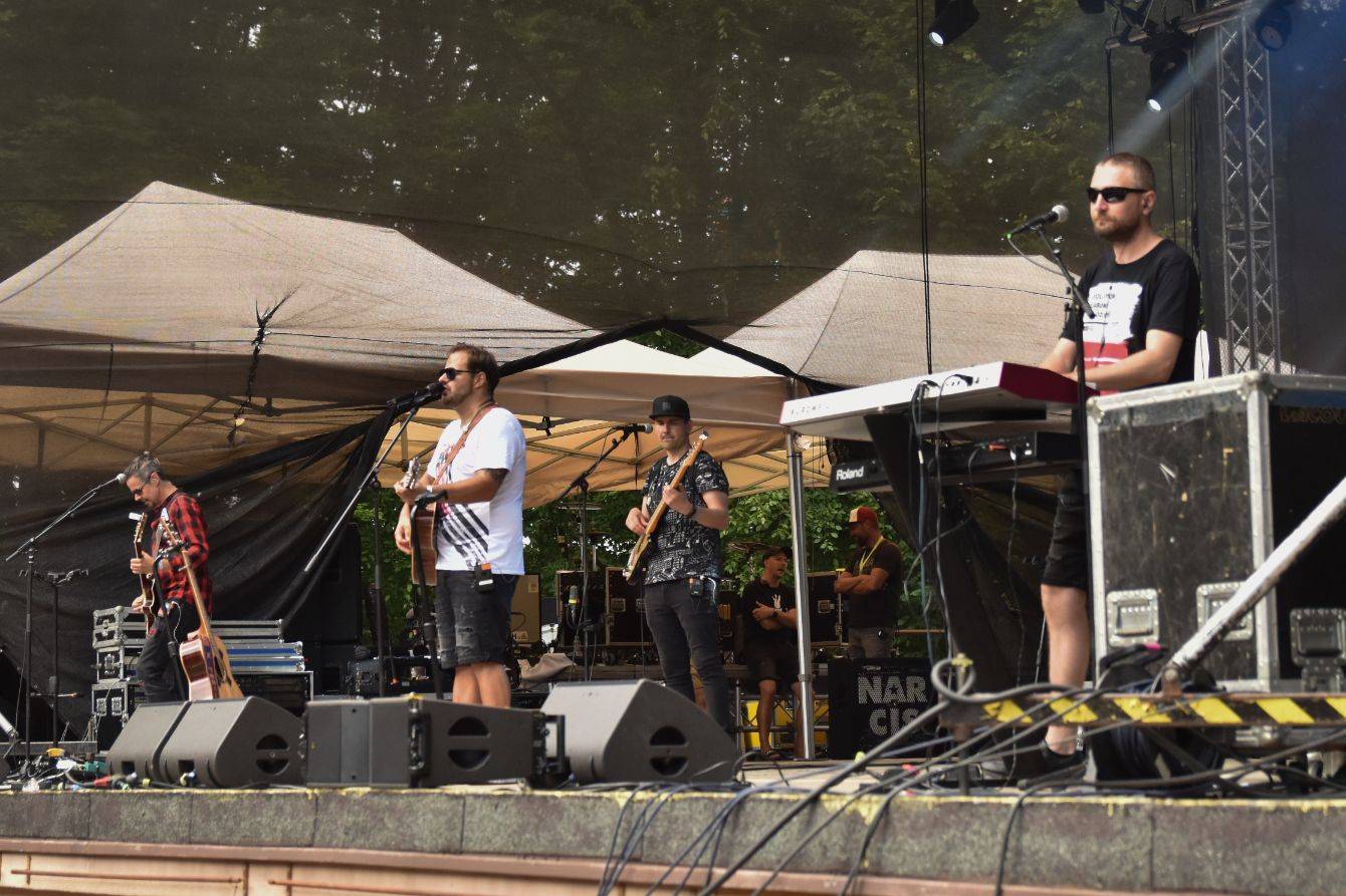 Na Konopišti bylo veselo, přijeli Marta Jandová, Vojtaano, Rybičky 48, Tomáš Klus i Slza