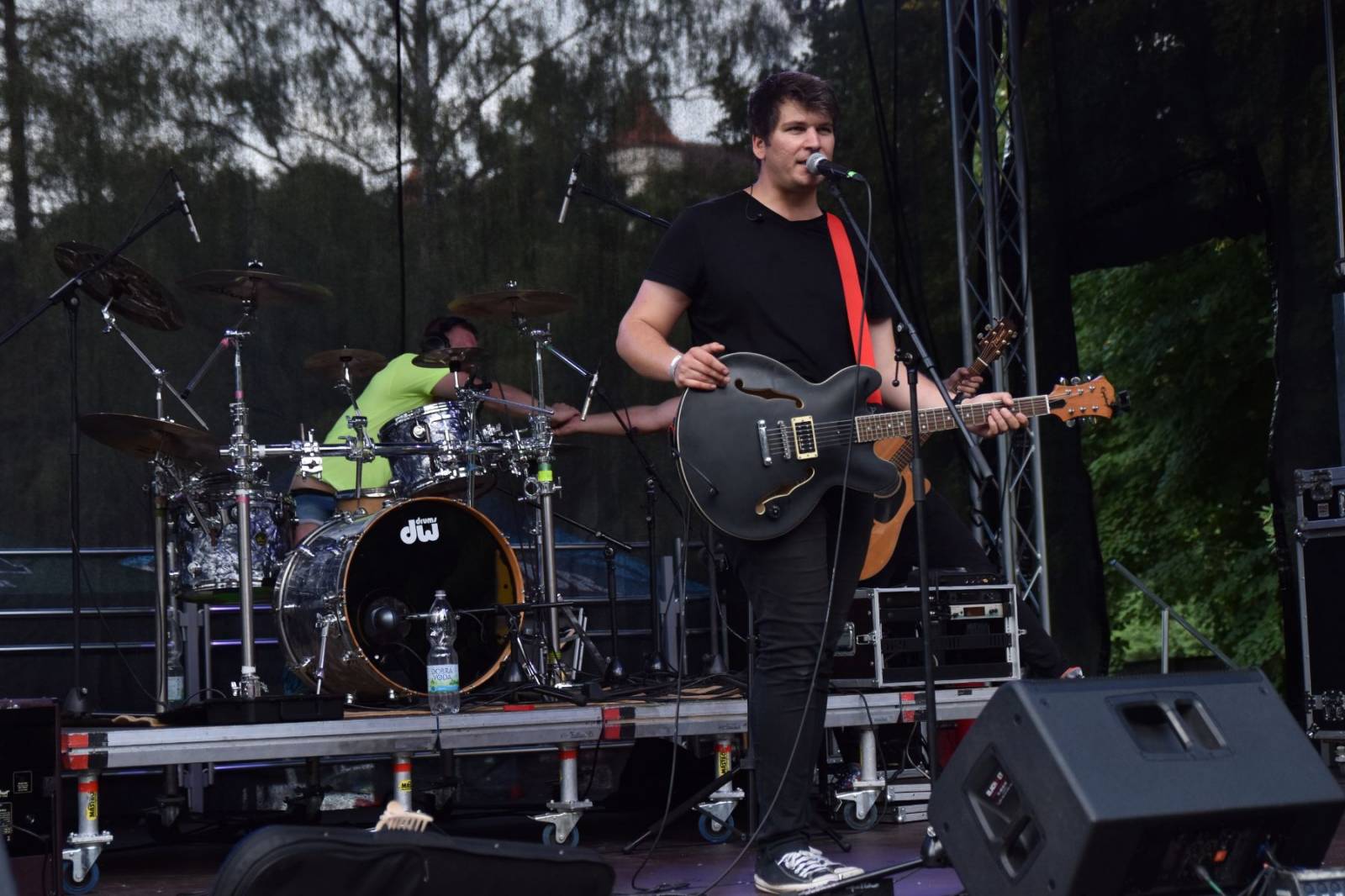 Na Konopišti bylo veselo, přijeli Marta Jandová, Vojtaano, Rybičky 48, Tomáš Klus i Slza