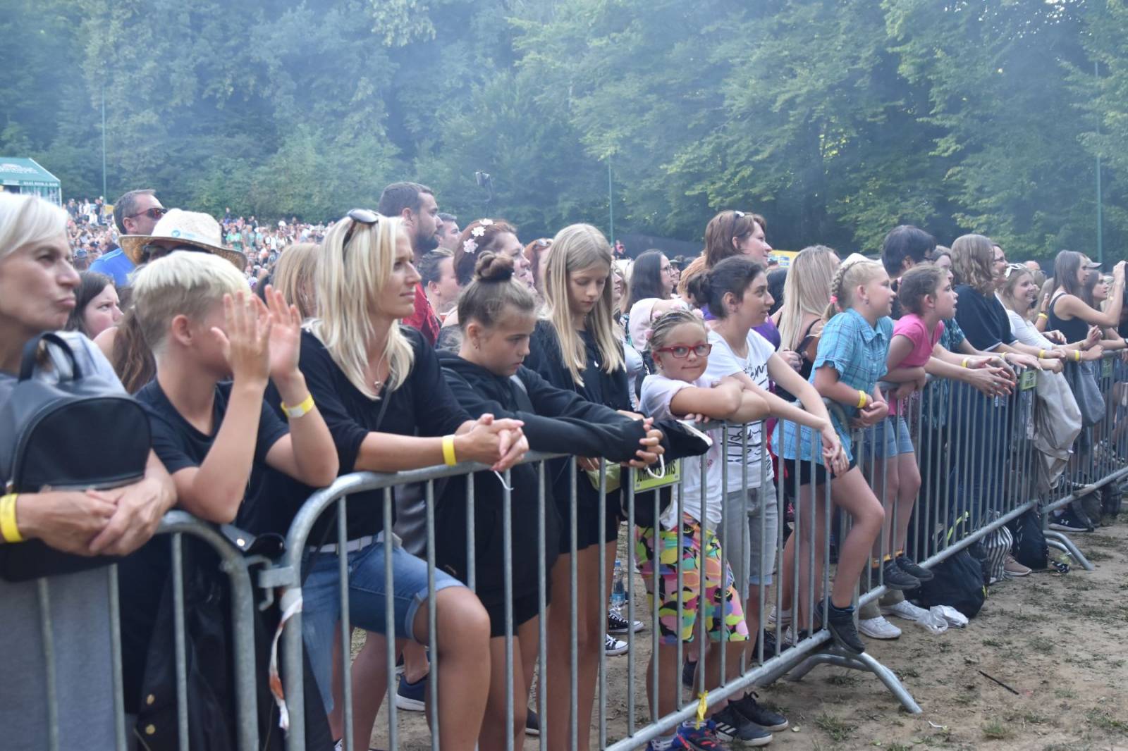 Na Konopišti bylo veselo, přijeli Marta Jandová, Vojtaano, Rybičky 48, Tomáš Klus i Slza