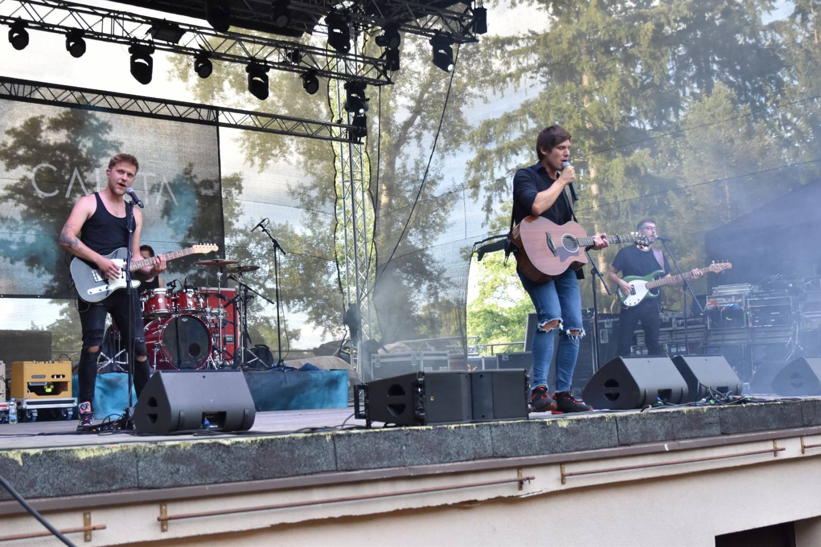 Na Konopišti bylo veselo, přijeli Marta Jandová, Vojtaano, Rybičky 48, Tomáš Klus i Slza