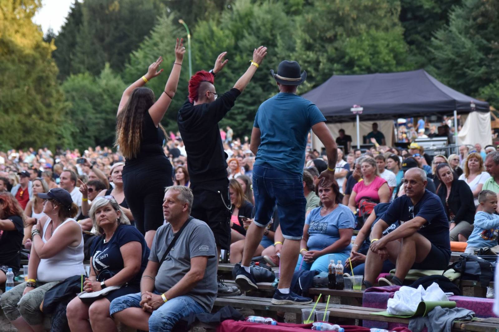 Na Konopišti bylo veselo, přijeli Marta Jandová, Vojtaano, Rybičky 48, Tomáš Klus i Slza