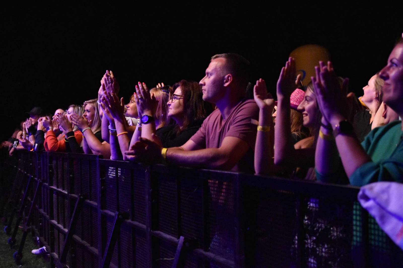 Na Konopišti bylo veselo, přijeli Marta Jandová, Vojtaano, Rybičky 48, Tomáš Klus i Slza