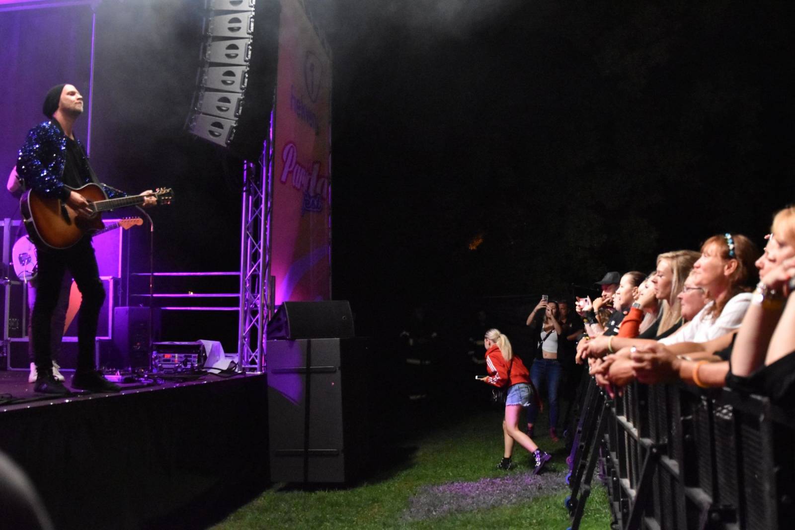 Na Konopišti bylo veselo, přijeli Marta Jandová, Vojtaano, Rybičky 48, Tomáš Klus i Slza