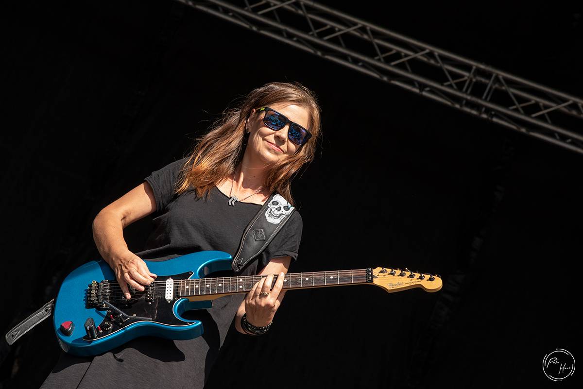 Horko, déšť i evakuace areálu. První den Rock Castle přivítal Týr, Slope, Erica Martina i Kissin' Dynamite