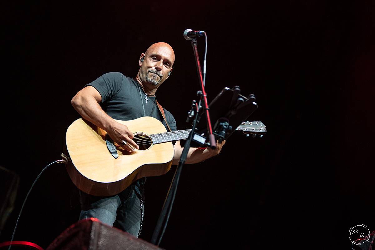 Horko, déšť i evakuace areálu. První den Rock Castle přivítal Týr, Slope, Erica Martina i Kissin' Dynamite