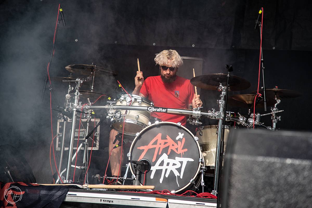 Horko, déšť i evakuace areálu. První den Rock Castle přivítal Týr, Slope, Erica Martina i Kissin' Dynamite