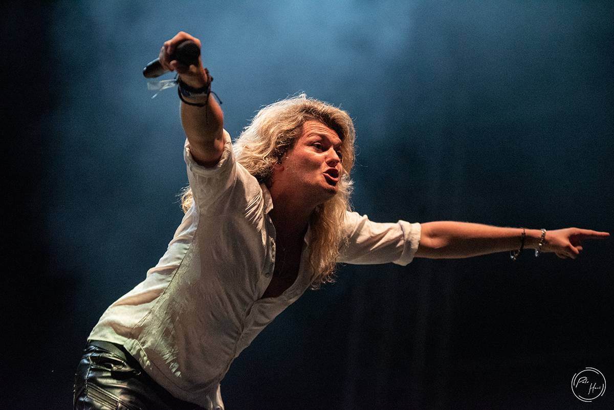 Horko, déšť i evakuace areálu. První den Rock Castle přivítal Týr, Slope, Erica Martina i Kissin' Dynamite