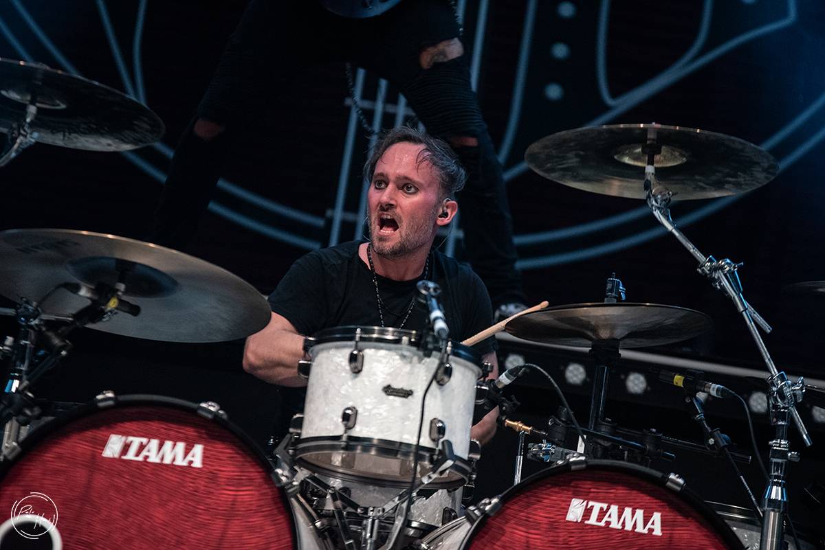 Horko, déšť i evakuace areálu. První den Rock Castle přivítal Týr, Slope, Erica Martina i Kissin' Dynamite