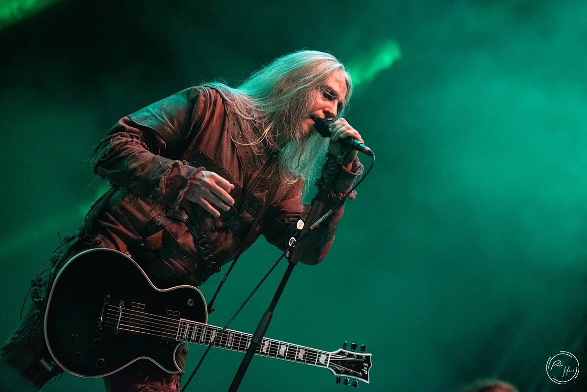 Horko, déšť i evakuace areálu. První den Rock Castle přivítal Týr, Slope, Erica Martina i Kissin' Dynamite