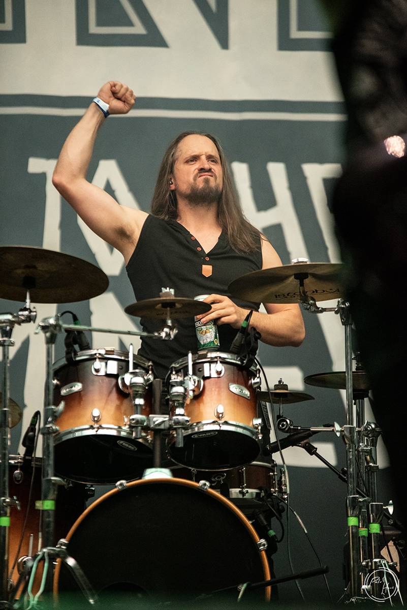 Horko, déšť i evakuace areálu. První den Rock Castle přivítal Týr, Slope, Erica Martina i Kissin' Dynamite