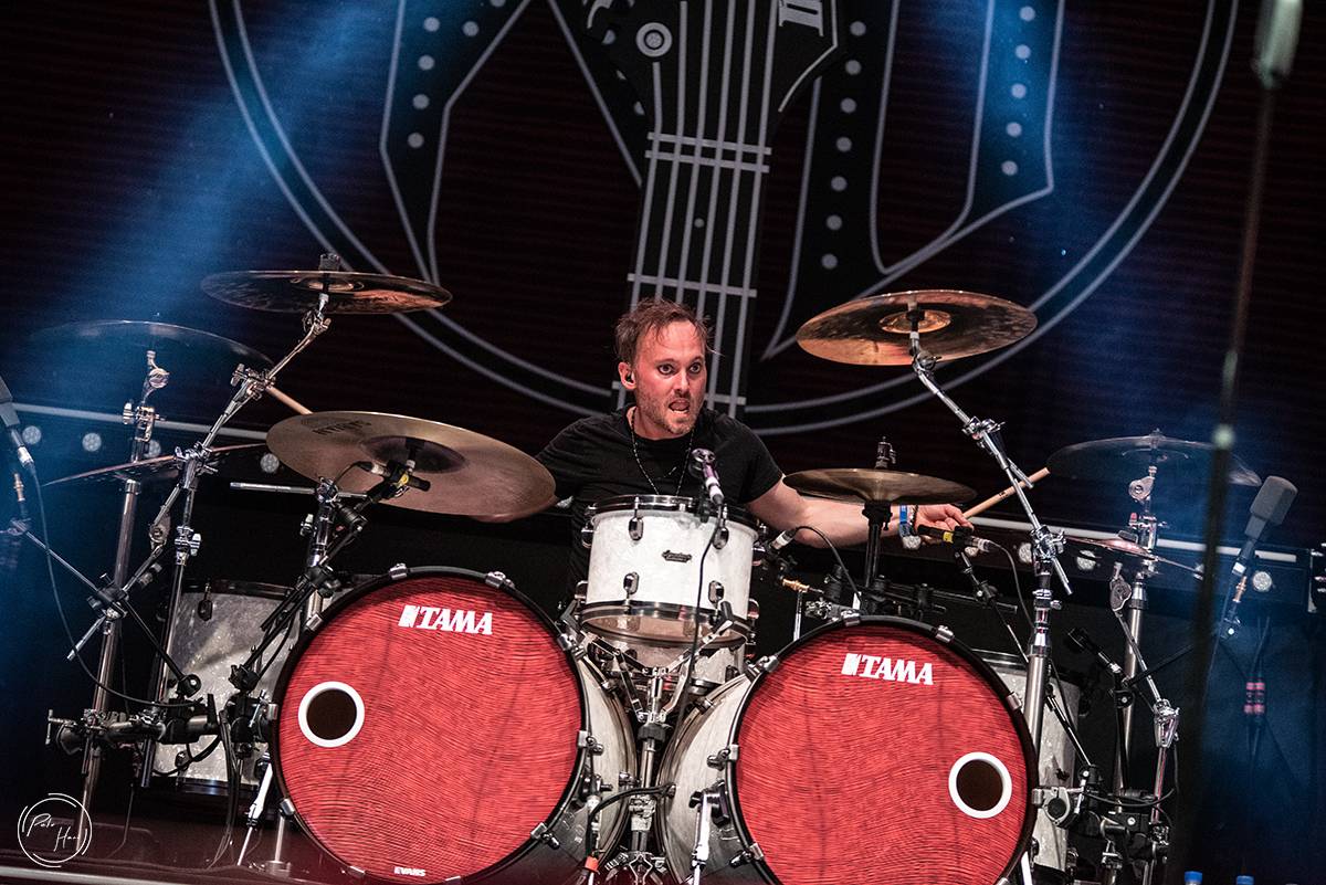 Horko, déšť i evakuace areálu. První den Rock Castle přivítal Týr, Slope, Erica Martina i Kissin' Dynamite