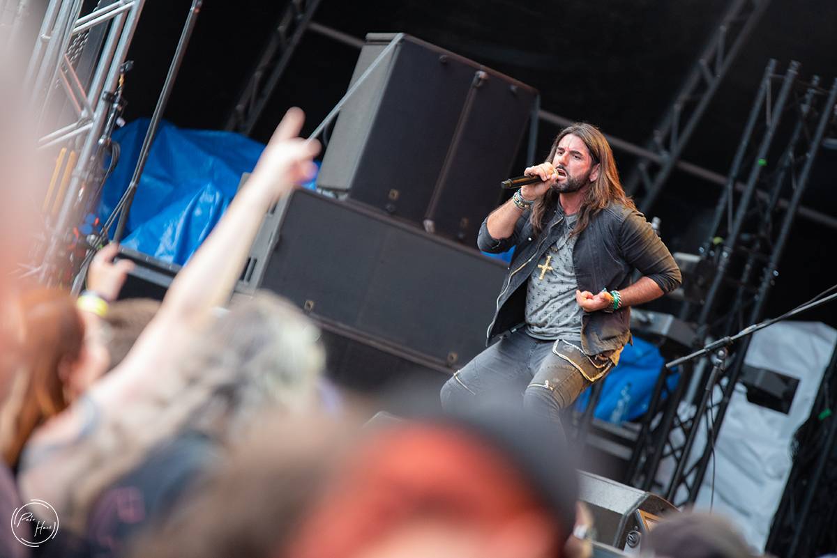 Druhý den festivalu Rock Castle přivezl Avantasii s řadou hvězdných hostů