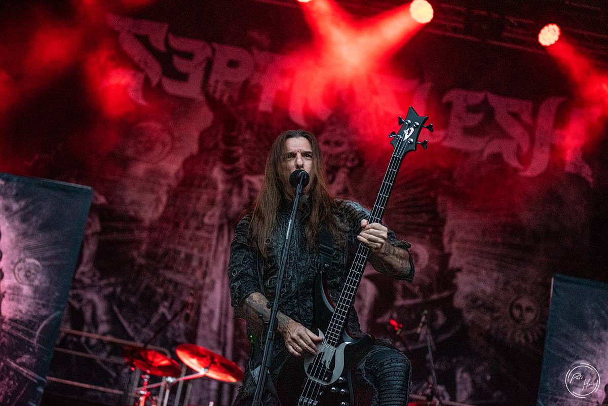 Druhý den festivalu Rock Castle přivezl Avantasii s řadou hvězdných hostů