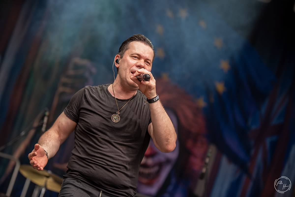 Druhý den festivalu Rock Castle přivezl Avantasii s řadou hvězdných hostů