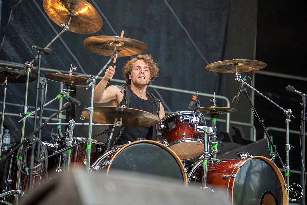 Druhý den festivalu Rock Castle přivezl Avantasii s řadou hvězdných hostů