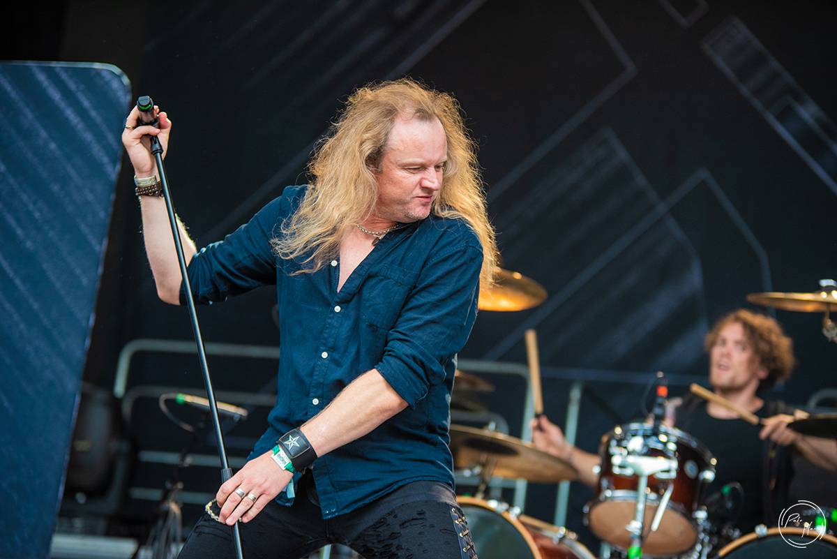 Druhý den festivalu Rock Castle přivezl Avantasii s řadou hvězdných hostů