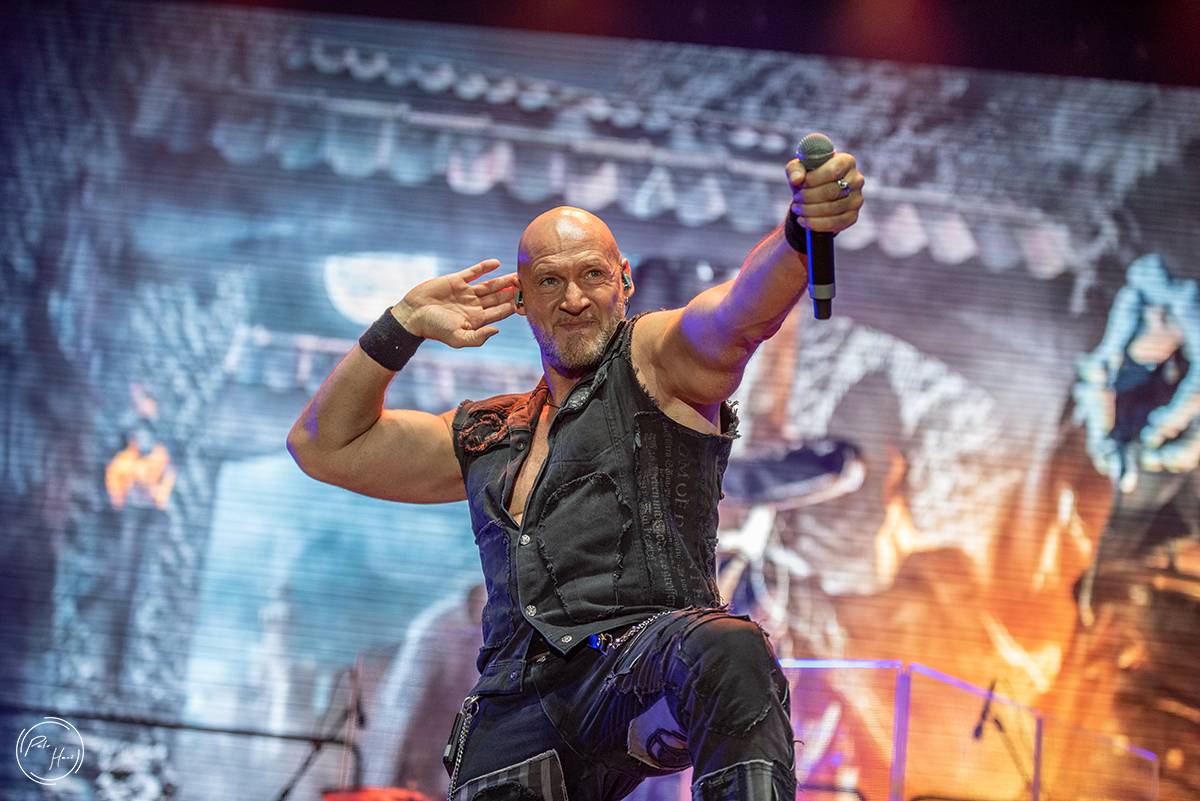 Druhý den festivalu Rock Castle přivezl Avantasii s řadou hvězdných hostů