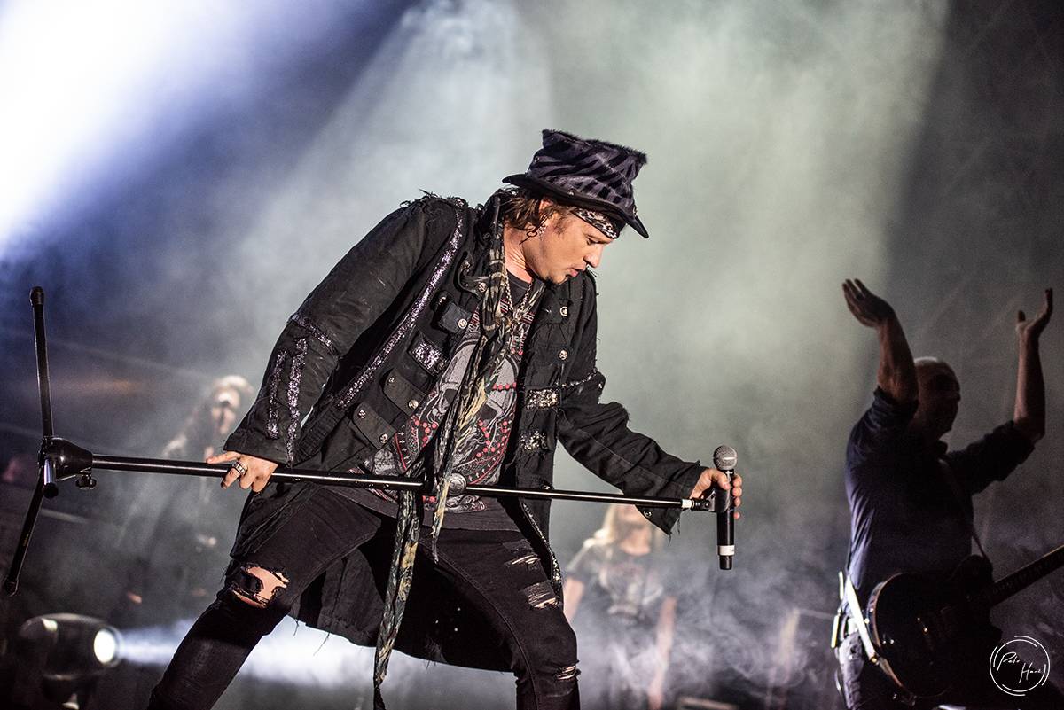 Druhý den festivalu Rock Castle přivezl Avantasii s řadou hvězdných hostů