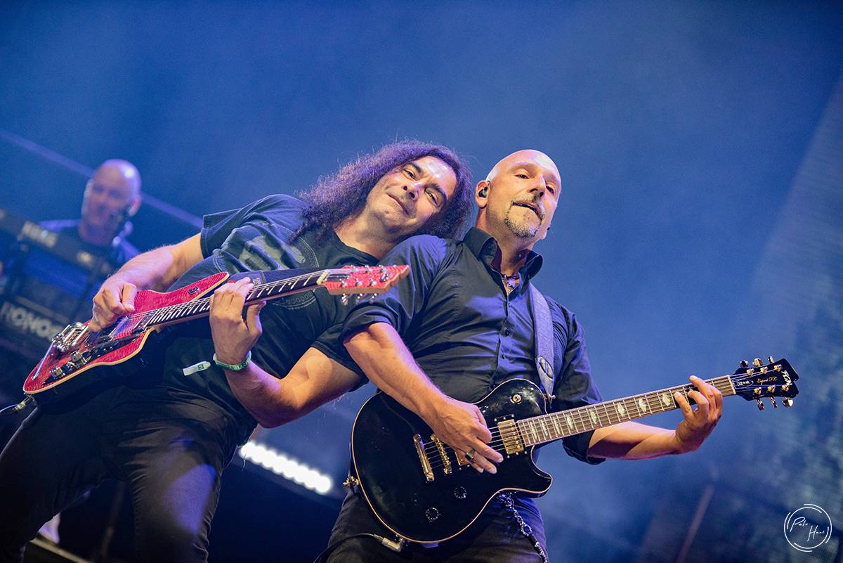 Druhý den festivalu Rock Castle přivezl Avantasii s řadou hvězdných hostů