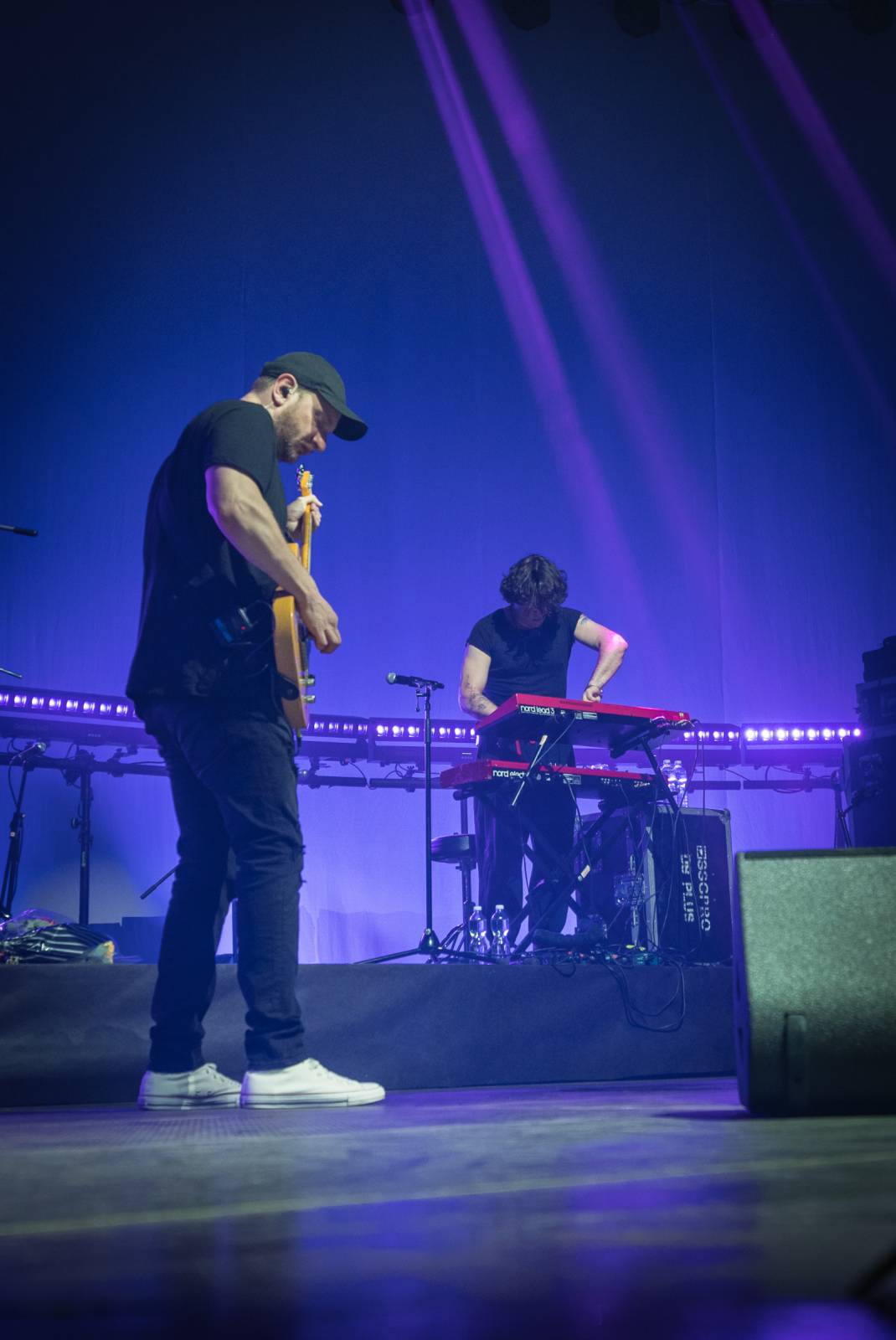 Světelná show, skvělý zvuk a emoce. Okean Elzy hráli v Praze pro Ukrajinu