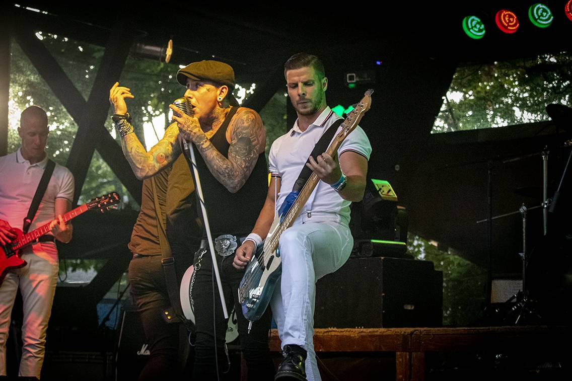 Na volyňské plovárně to zase žije. Festival Summer Punk Party přivítal Moscow Death Brigade nebo Bezlad