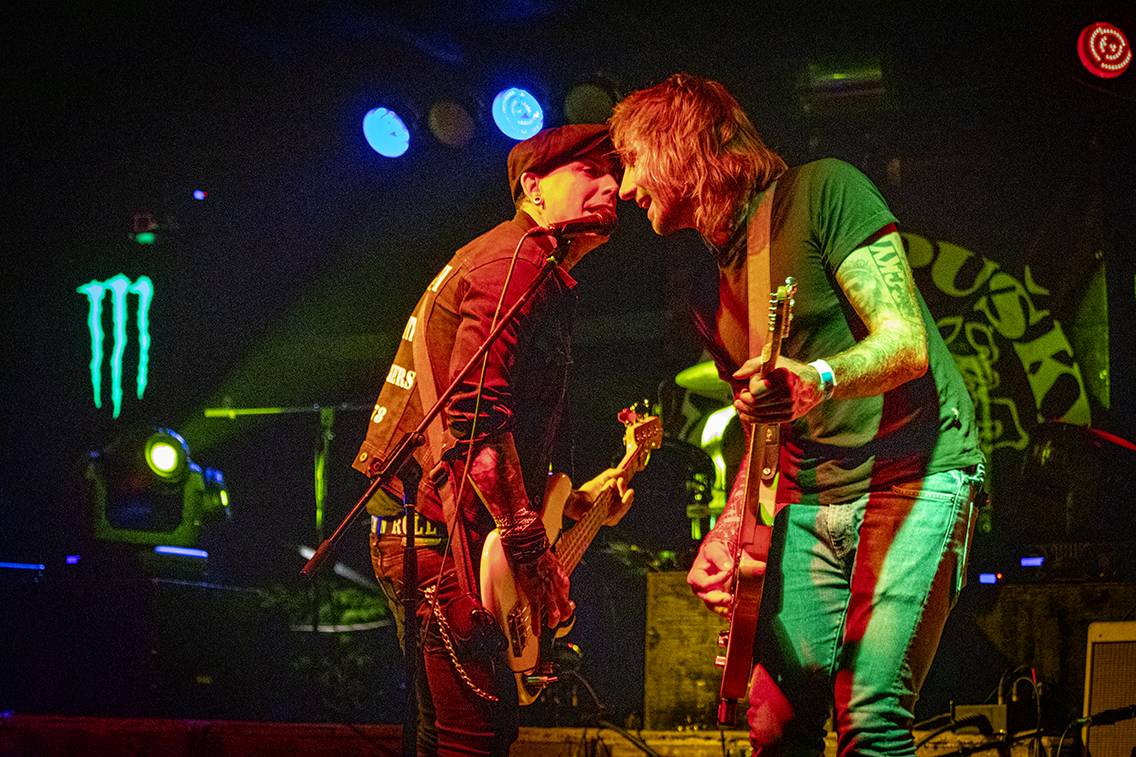 Na volyňské plovárně to zase žije. Festival Summer Punk Party přivítal Moscow Death Brigade nebo Bezlad