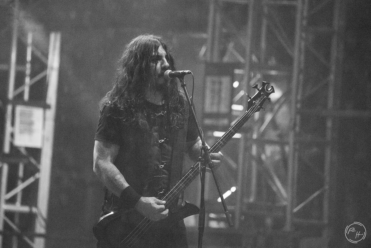 Poslední den festivalu Rock Castle. Vytrvalý déšť fanoušky metalu neodradil