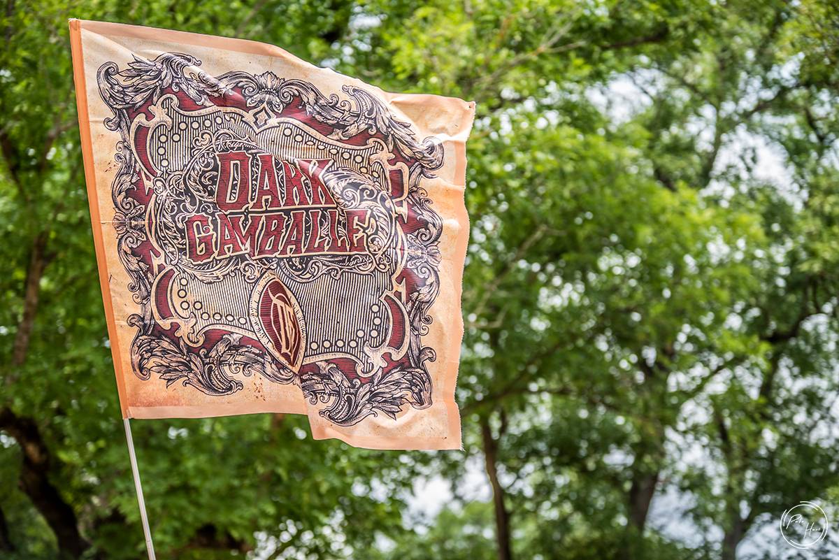 Poslední den festivalu Rock Castle. Vytrvalý déšť fanoušky metalu neodradil