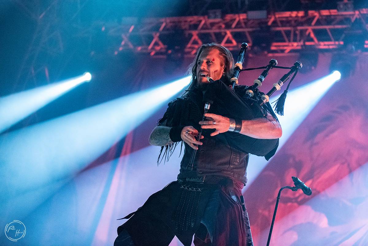 Poslední den festivalu Rock Castle. Vytrvalý déšť fanoušky metalu neodradil
