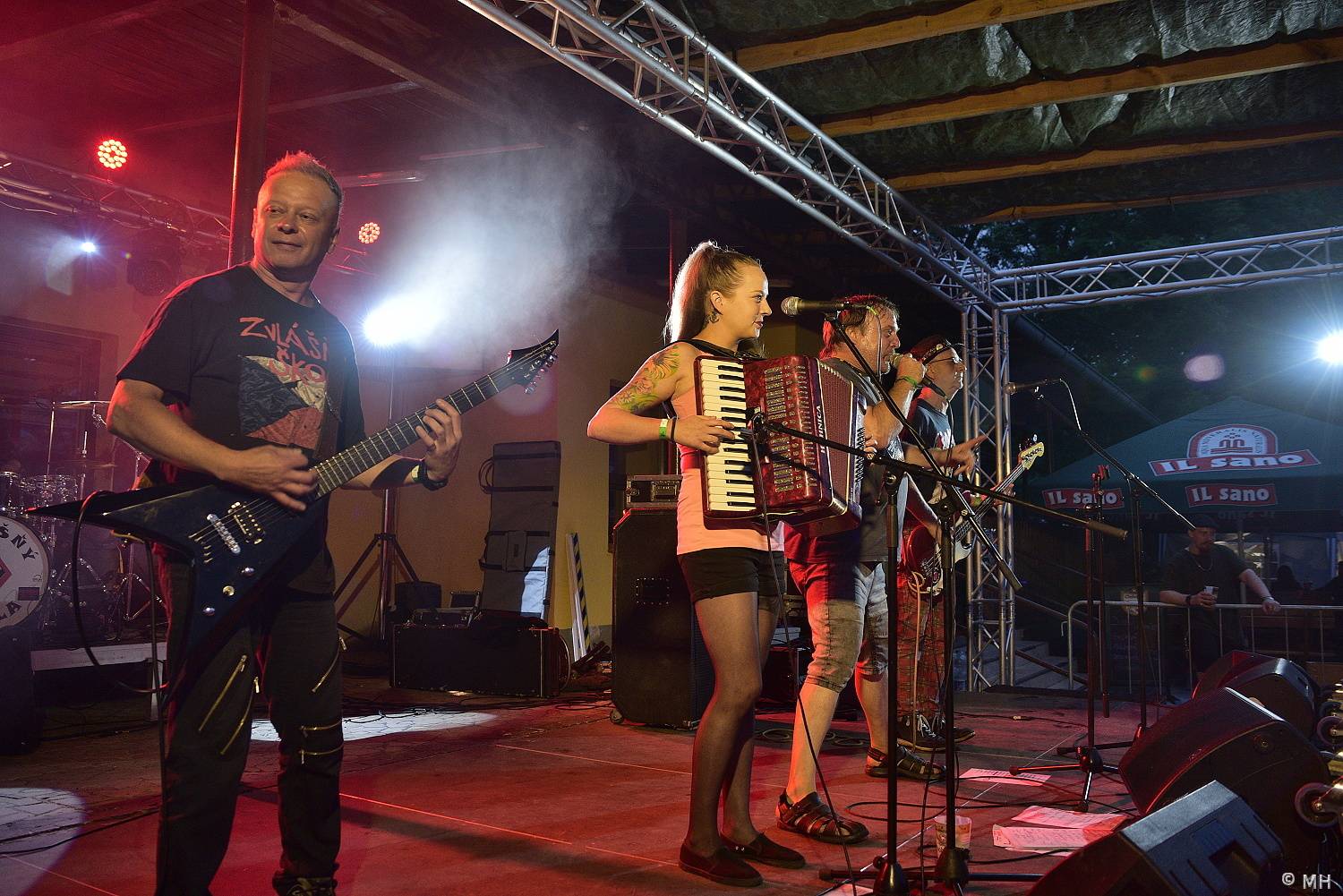 Ještě jeden fest v Tachově podpořil léčbu Honzíka, zahráli Hi-Fly nebo Zvlášňý škola