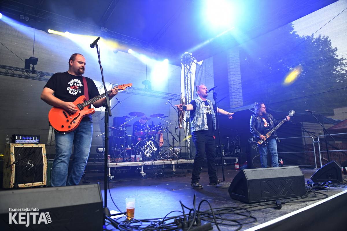 Déšt nedéšť, párty na Valníku trvala až do ranních hodin