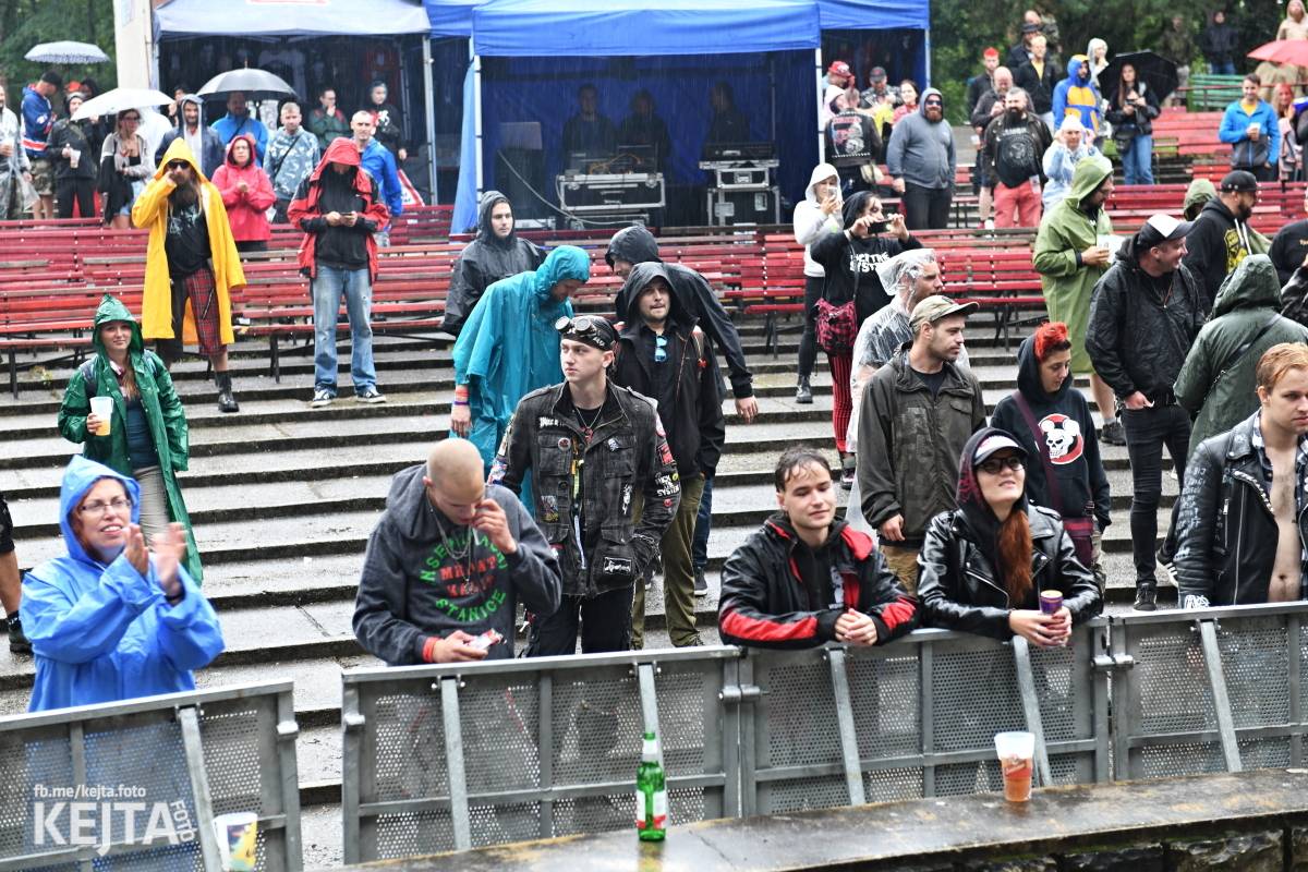 Déšt nedéšť, párty na Valníku trvala až do ranních hodin