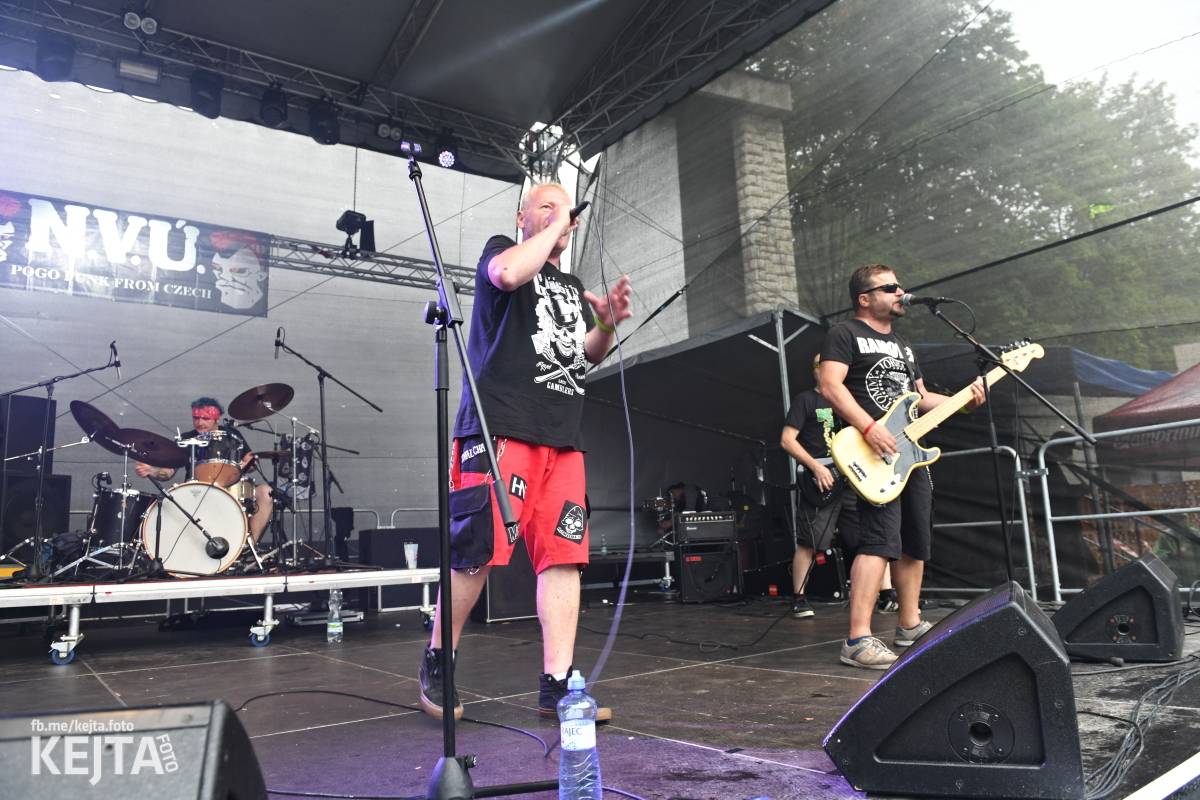 Déšt nedéšť, párty na Valníku trvala až do ranních hodin