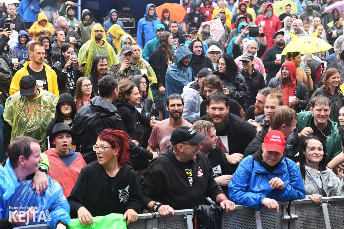 Déšt nedéšť, párty na Valníku trvala až do ranních hodin