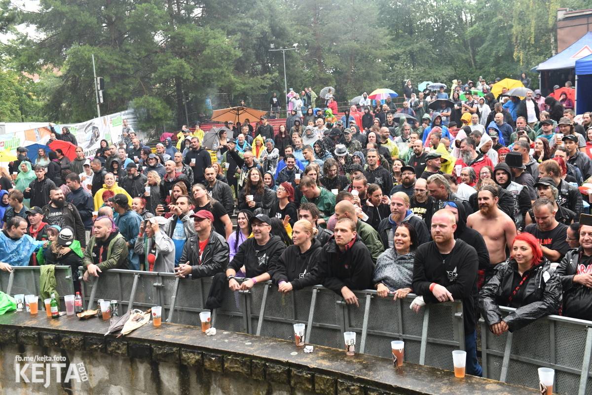 Déšt nedéšť, párty na Valníku trvala až do ranních hodin