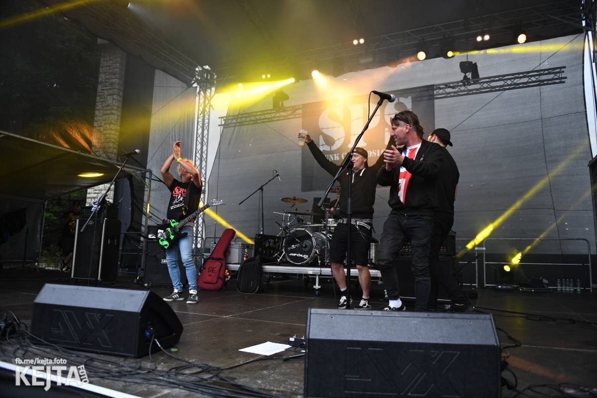 Déšt nedéšť, párty na Valníku trvala až do ranních hodin