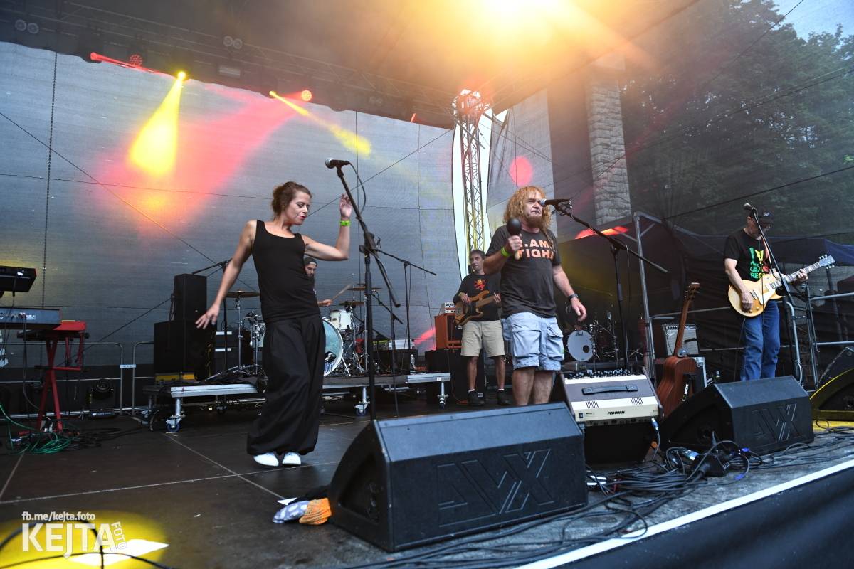 Déšt nedéšť, párty na Valníku trvala až do ranních hodin