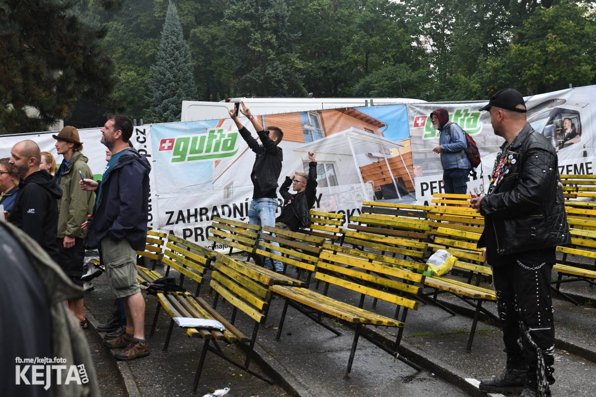 Déšt nedéšť, párty na Valníku trvala až do ranních hodin