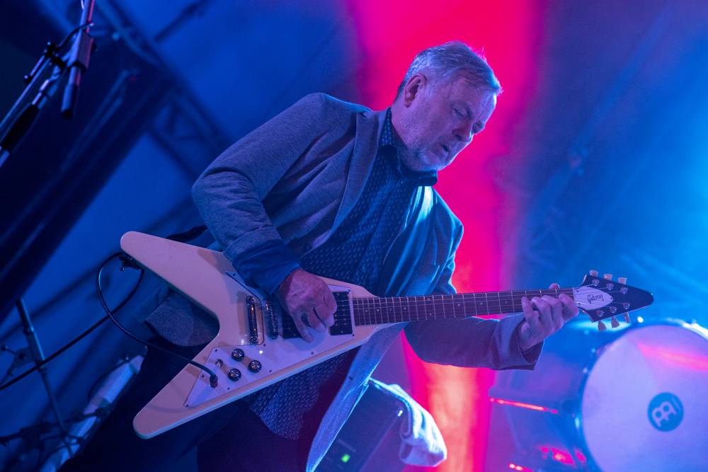 Letní parket ve Výravě se potýkal s výpadky elektřiny. Na pódiu bavili Pražský výběr, Vanua 2 a Vendetta