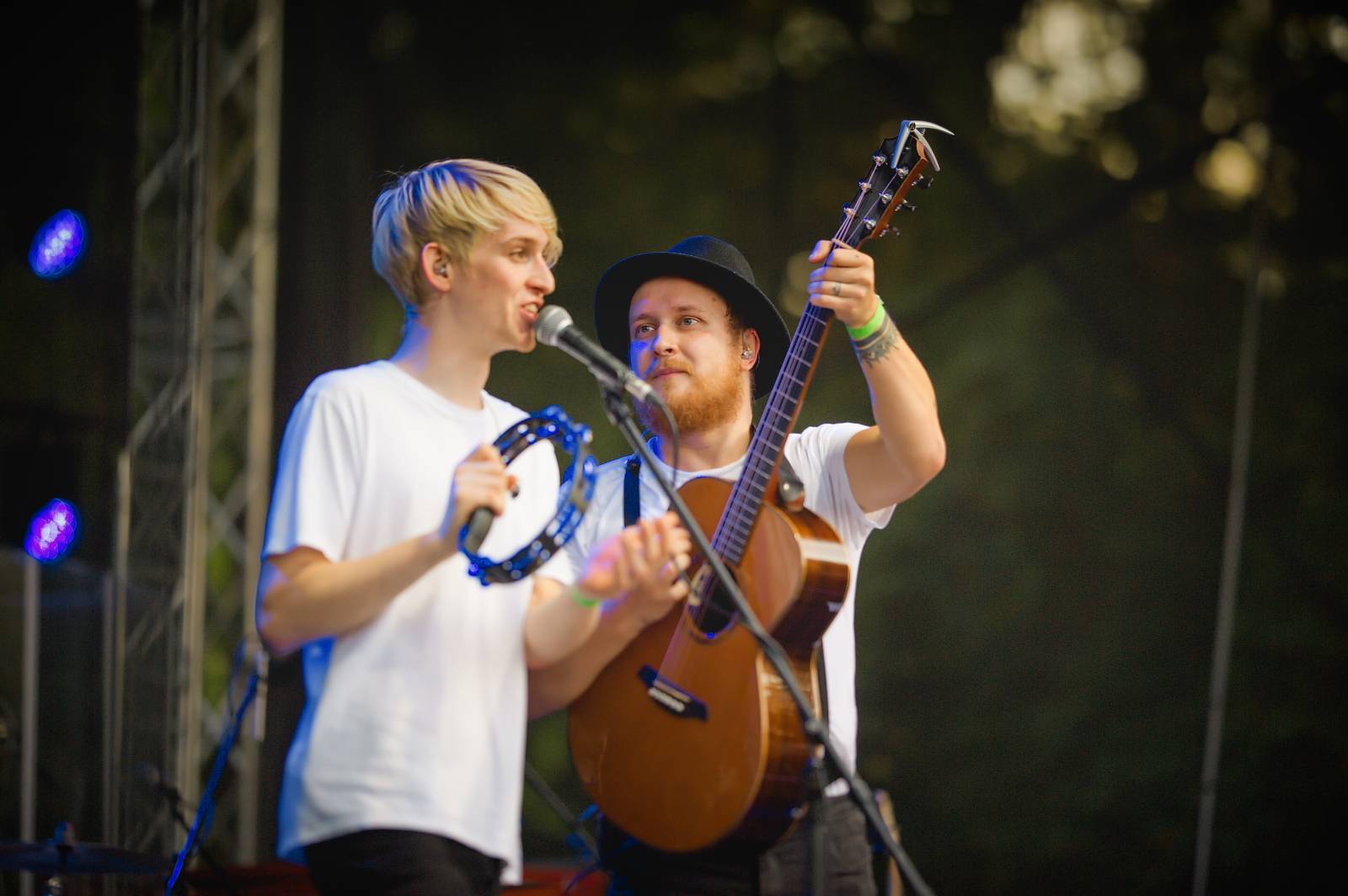 Čechomor zahrál v Telči, pozval si Kandráčovce, Martinu Pártlovou, Voxela i Tomáše Štefku
