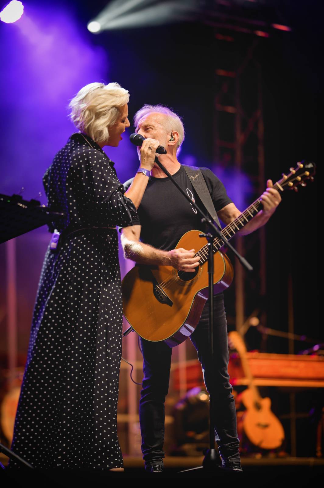 Čechomor zahrál v Telči, pozval si Kandráčovce, Martinu Pártlovou, Voxela i Tomáše Štefku